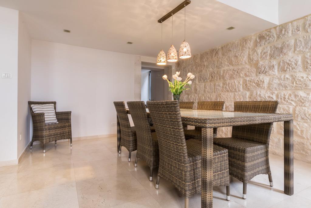 The Jerusalem Stone Duplex Near Mamilla Exterior photo